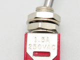 Interruptor de palanca mini con retorno 1 cto 2 Posiciones SPDT ON ( ON ) 1A/250VAC Dimensiones de cuerpo 8.3 x 5.2 x 8.6mm