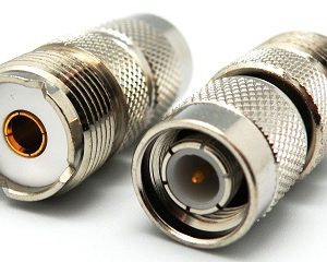 UHF HEMBRA - TNC MACHO