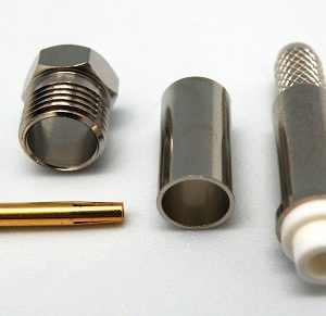 FME HEMBRA AEREA CRIMPAR RG-58