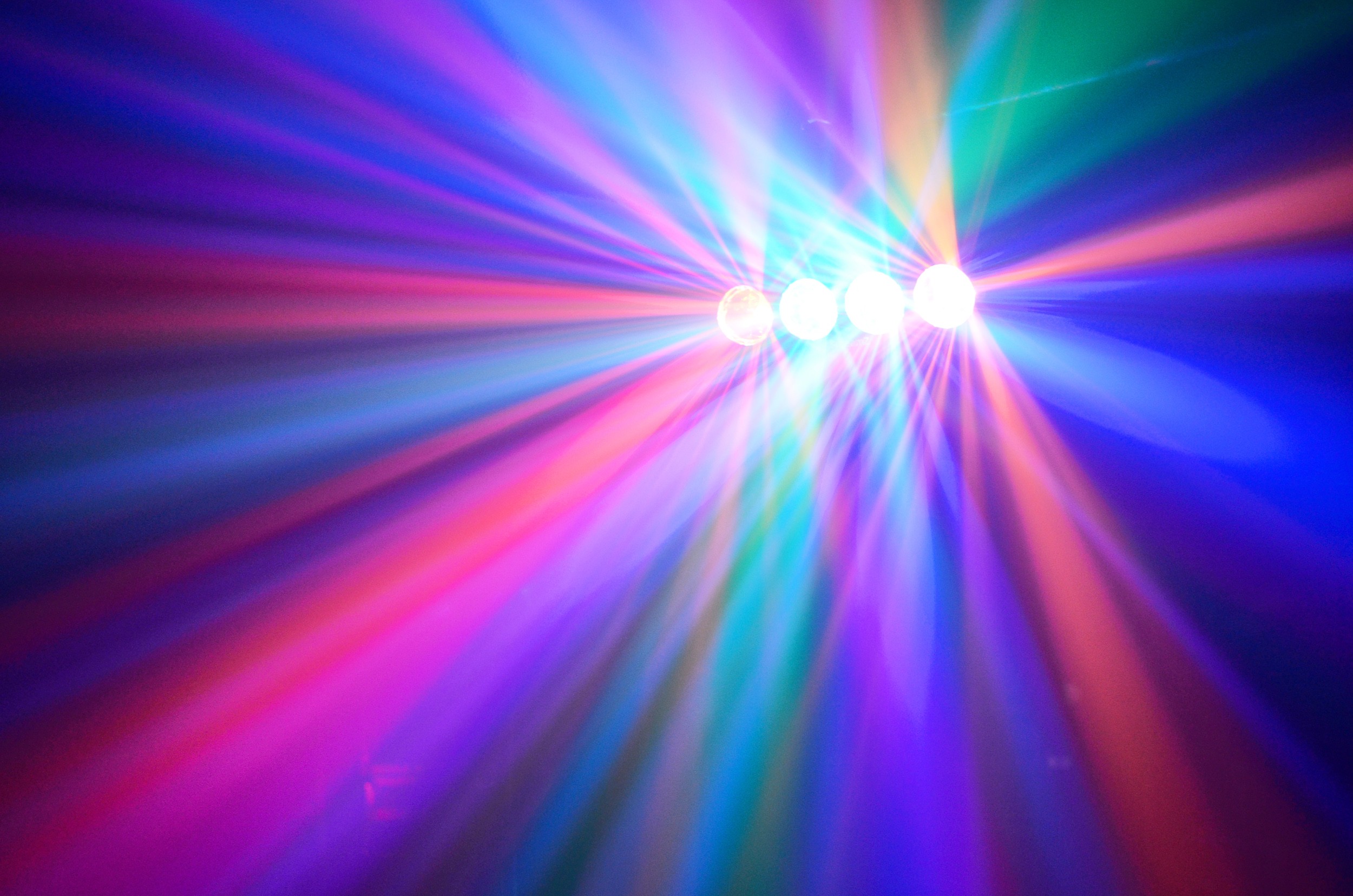 EFECTO ILUMINACIÓN BANCO BX 4 LEDS RGBA MANDO A DISTANCIA - Imagen 5