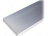 Disipador extruído multipanel aluminio 1000mm x 30mm x	25mm